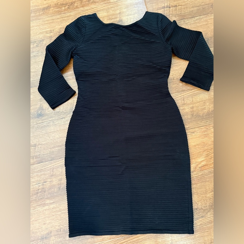 St. John boutiques black ribbed knit dress 3/4 sleeve-8